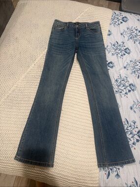 White Fox Boutique Women's Flare Jeans - Blue Wash